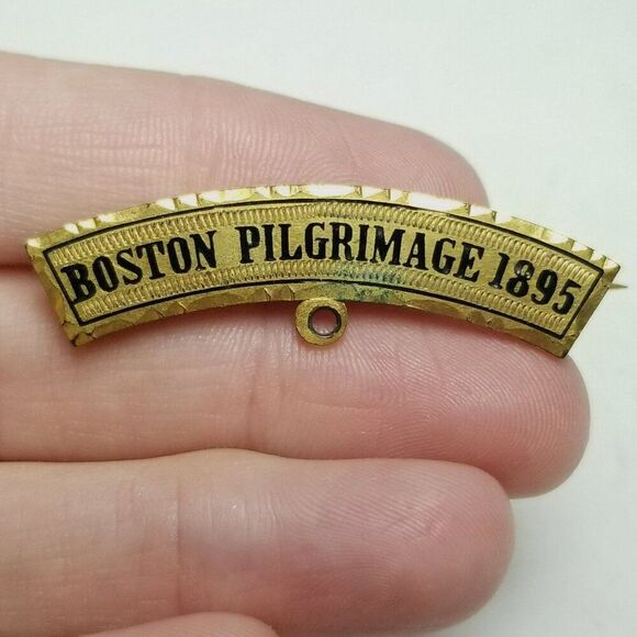 Vintage Boston Pilgrimage 1895 Brooch, Irons & Russell Makers, Gold Tone Enamel - Picture 7 of 7